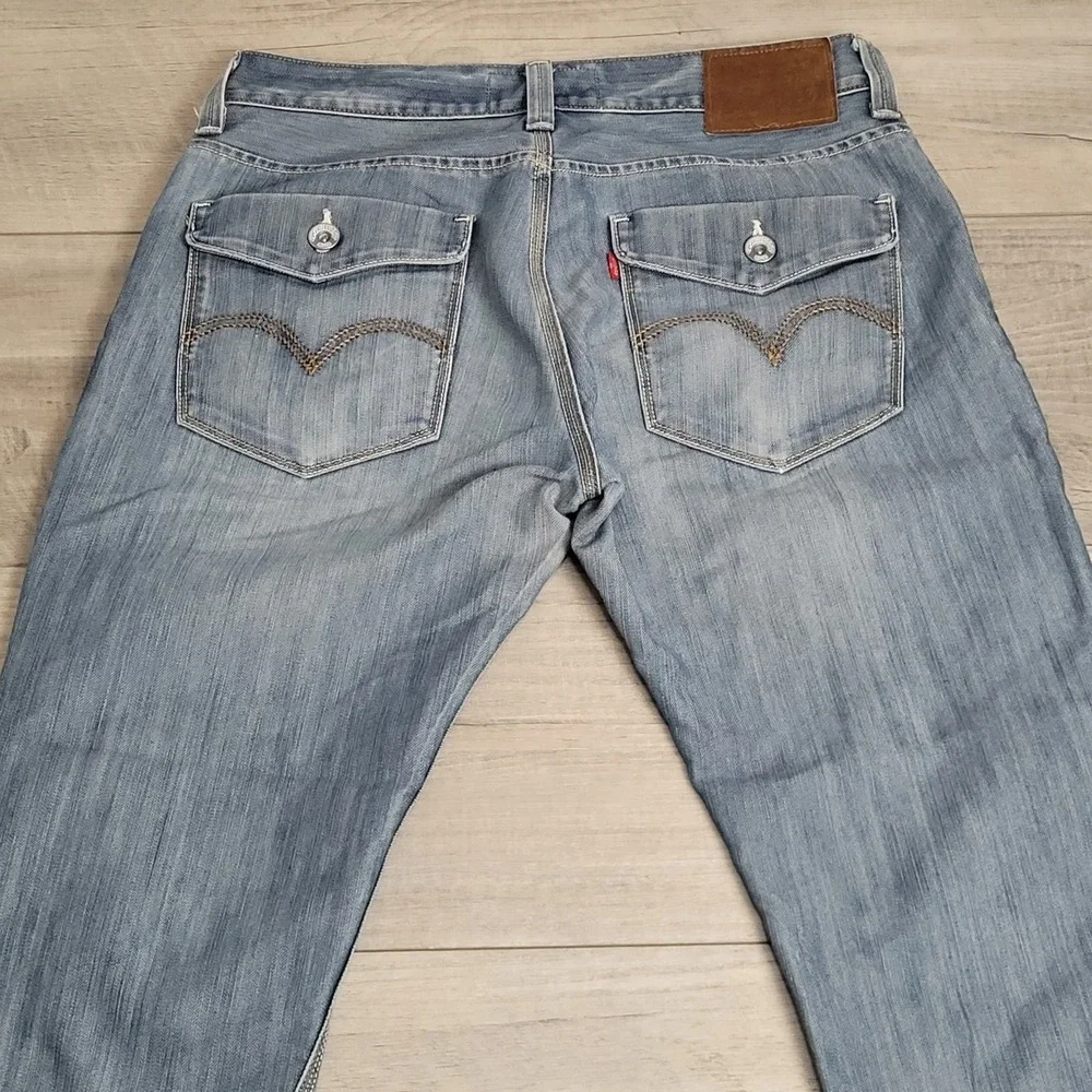 👖VTG Levis 514 Jeans Men's 33x29 Slim Straight Denim Rear Button Flap Pockets‎